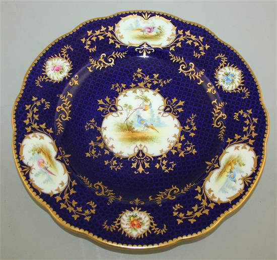 A Coalport scale blue ground eighteen piece dessert service, early 20th century, plates 24cm